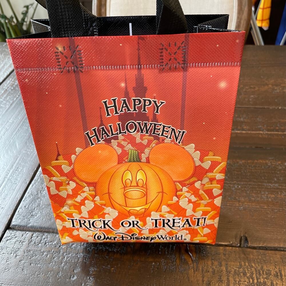 Disney Mickeys Not So Scary Halloween Party Trick Or Treat Bags Set - Picture 9 of 9